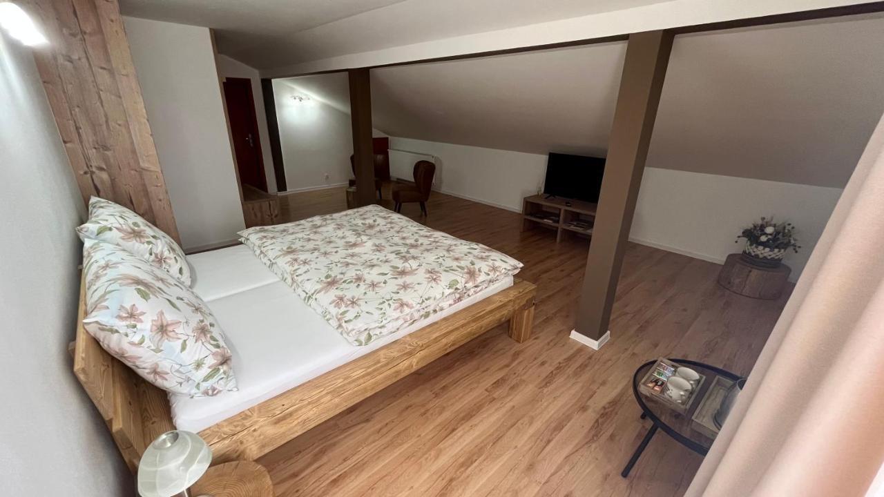 Apartmany Stanos Bikes Revúca Zewnętrze zdjęcie
