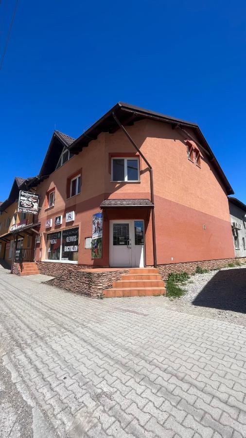 Apartmany Stanos Bikes Revúca Zewnętrze zdjęcie